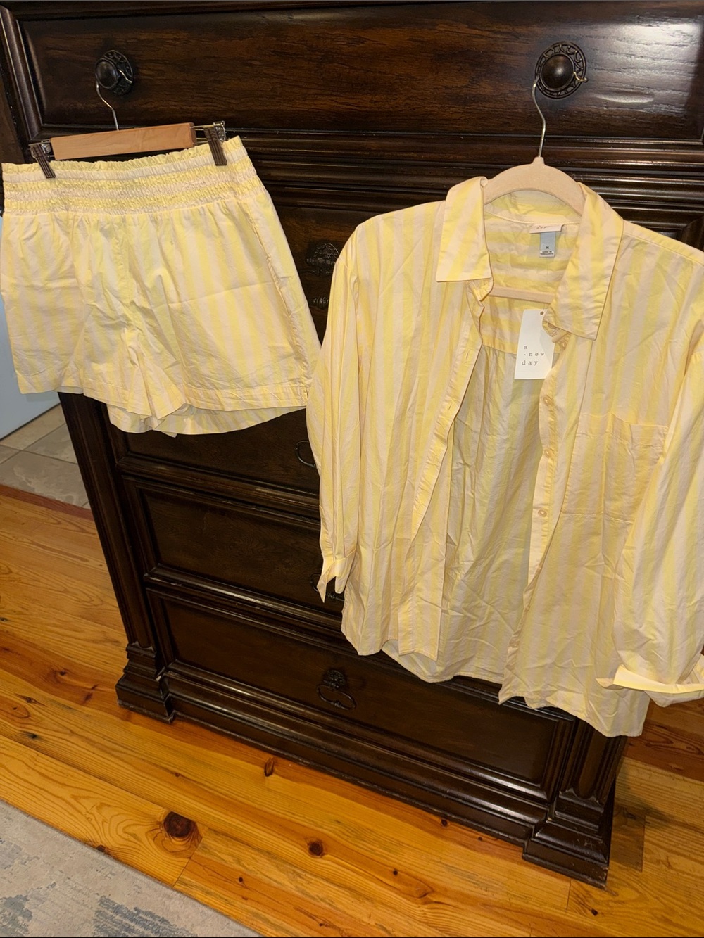 Everyday Yellow Stripe Women's Short Set - 2-Piece